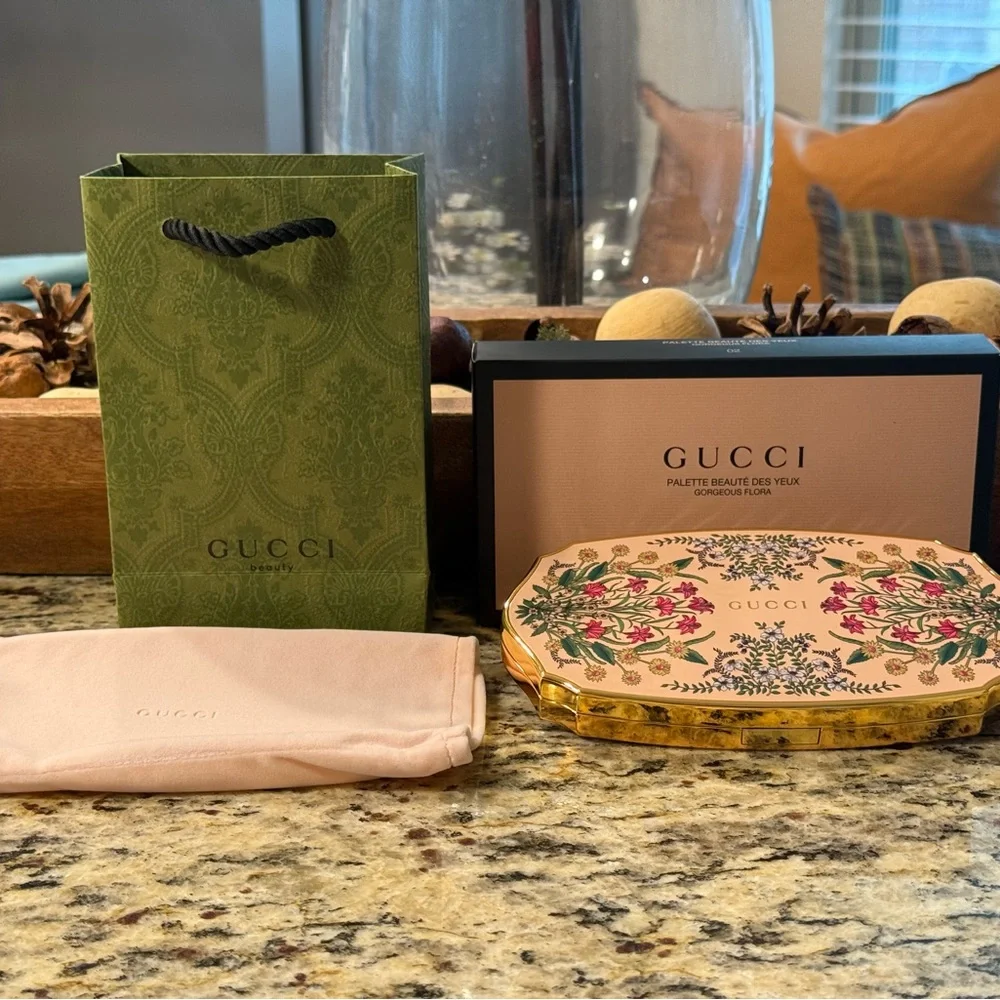 Authentic limited Edition Gucci gorgeous flora refillable Eyeshadow Pallet